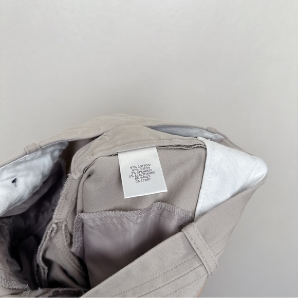 Banana Republic Womens Short 4 Martin Fit Tan Trouser - Picture 9 of 12